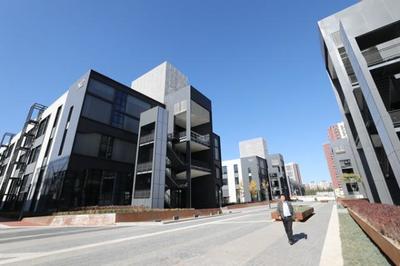 海淀區(qū)舊天壇家具廠華麗轉(zhuǎn)身，智能辦公新地標(biāo)“金隅·智造工廠”崛起